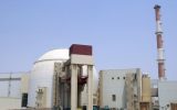 بالا آمدن ستون‌های فاز ۲ نیروگاه اتمی بوشهر و آغاز تسطیح فاز ۳ / رسوب علم و تکنولوژی را بهینه‌سازی کنیم